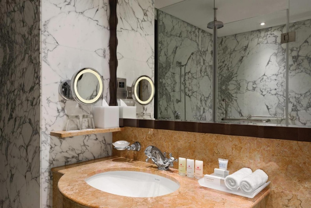 Crowne Plaza - Dubai Jumeirah, an IHG Hotel